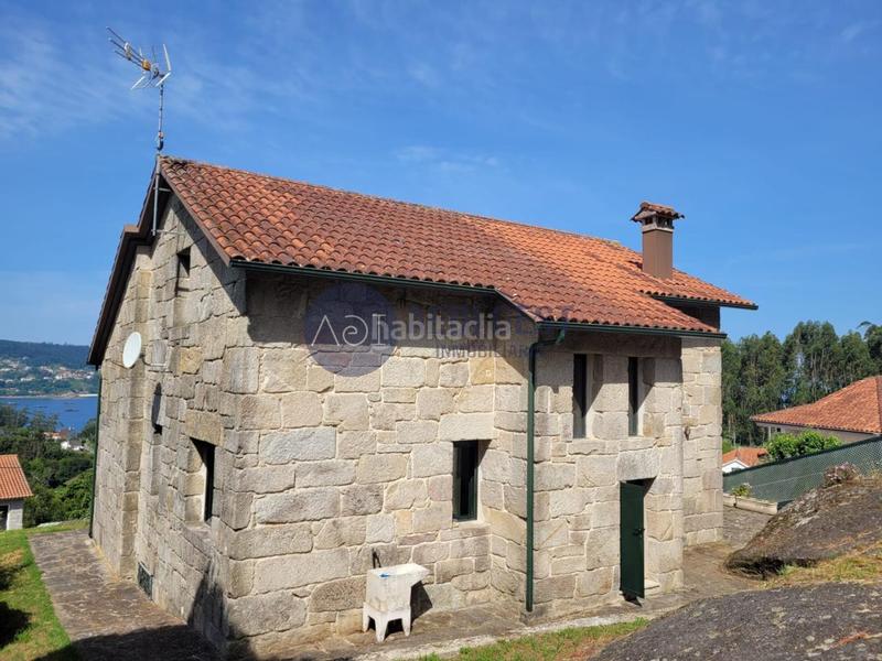 Foto b79c2514-890f-4a08-8425-42a4c0ca29c5. Haus mit heizung parking in Aldán Cangas