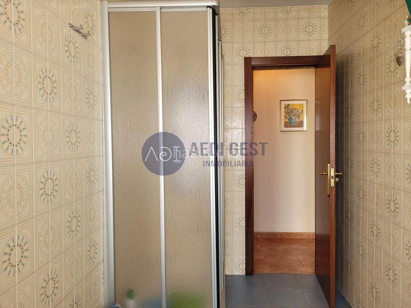 Foto a0e68fea-7146-4093-8768-2afe1e318aa4. Casa amb calefacció aparcament a Gondomar