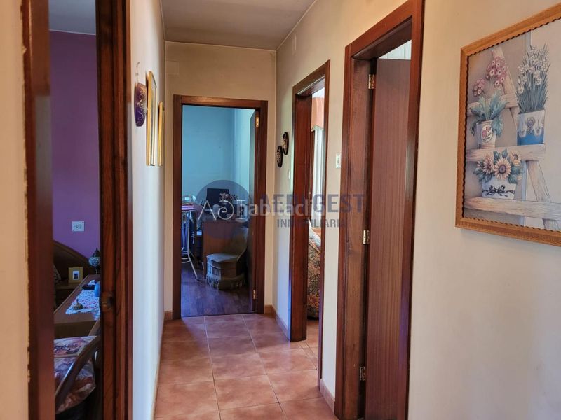 Foto bbf910da-a75a-4390-a02d-fb58a41cf9f4. Casa amb calefacció aparcament a Gondomar