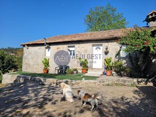 Casa  Lugar os muros