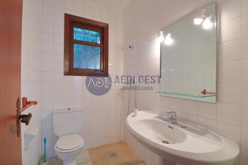 Foto 3abeee15-f277-4c2a-82a4-dbbaf102979a. Chalet mit heizung parking in Coruxo - Oia - Saiáns Vigo