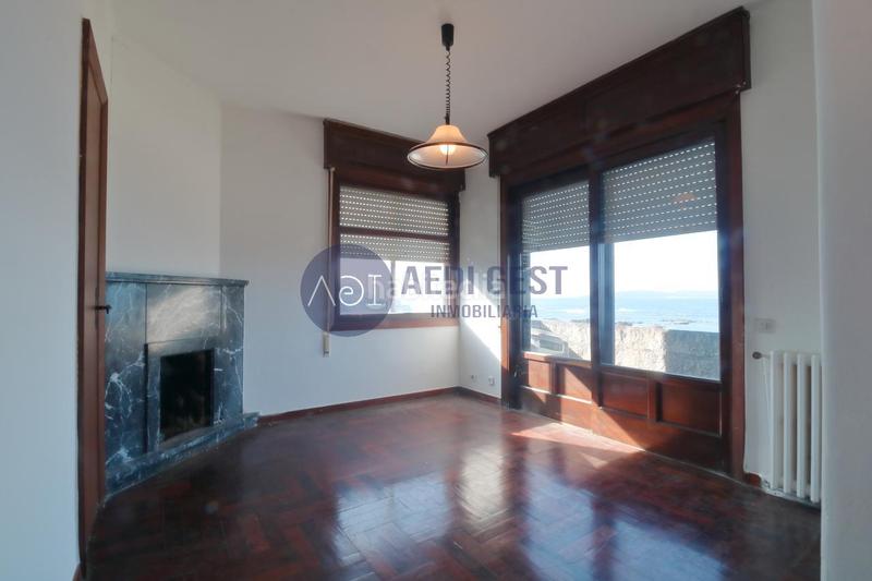 Foto 4d5e38cd-0ae5-47db-81e4-75101bf5c658. Chalet mit heizung parking in Coruxo - Oia - Saiáns Vigo