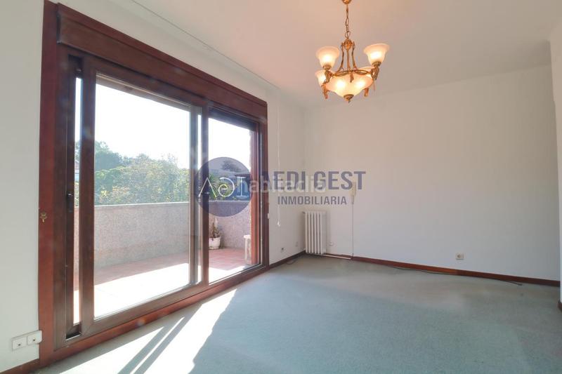 Foto 683a7add-d1ff-4ee8-88d7-4686d0ac8dfc. Chalet mit heizung parking in Coruxo - Oia - Saiáns Vigo