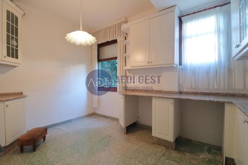 Foto 825ea83d-2672-4b19-b4dd-c439ee7af2a3. Chalet mit heizung parking in Coruxo - Oia - Saiáns Vigo