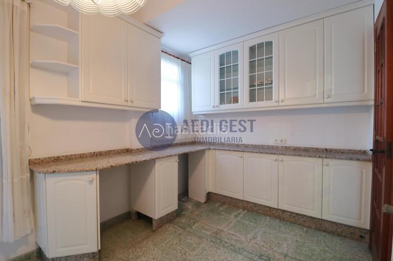 Foto 9acfc38c-de15-47fe-a20c-a28be7d67bc3. Chalet mit heizung parking in Coruxo - Oia - Saiáns Vigo