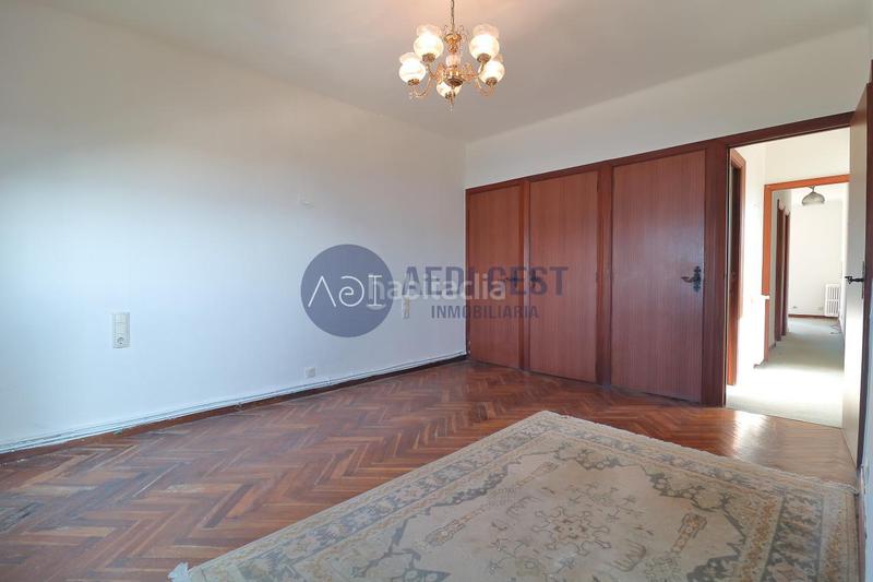 Foto aeff2b8a-7e9e-435c-af51-5519f1d62df7. Chalet mit heizung parking in Coruxo - Oia - Saiáns Vigo