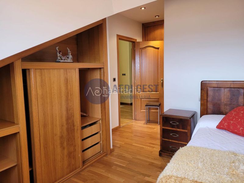 Foto 8a5a8bdb-2a1c-4127-8ad0-dda934373afa. Chalet avec chauffage parking piscine dans Baiona