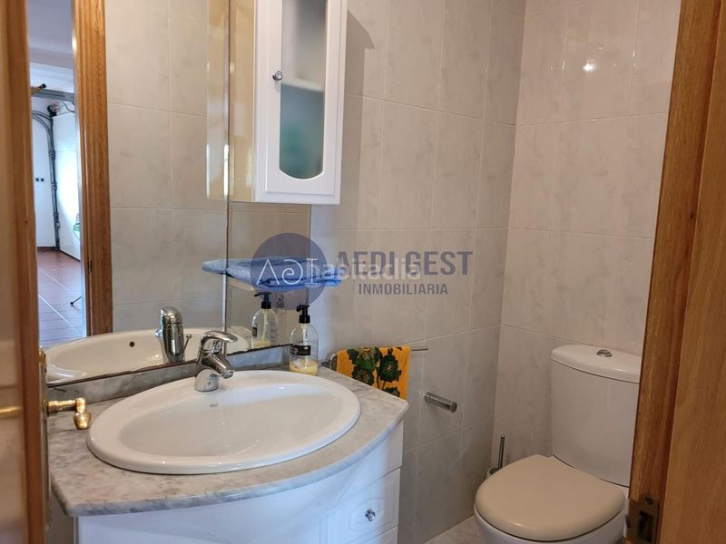 Foto d44bef07-2aca-43f2-bd4b-a977246f4f55. Chalet avec chauffage parking piscine dans Baiona