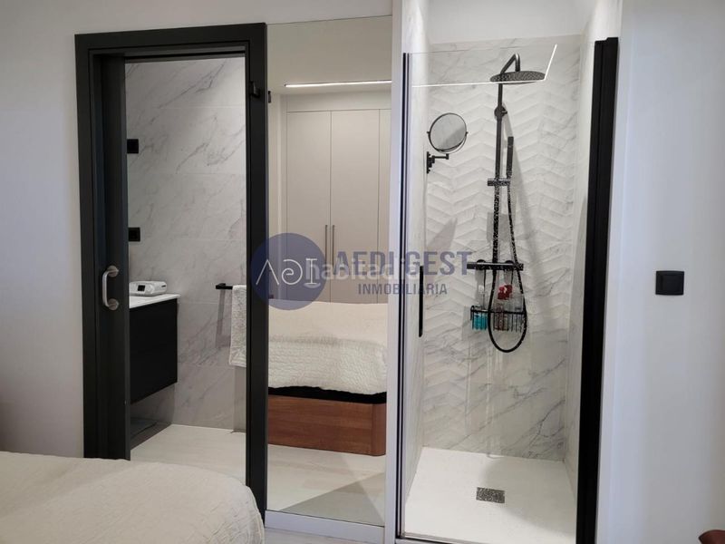 Foto 8bf14a52-1d23-4a43-9f18-4306be516dcf. Planta baixa amb calefacció a Coruxo - Oia - Saiáns Vigo