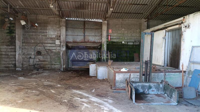 Foto a63b7781-810d-4d8e-943d-975025b6ffe7. Nau industrial a Gondomar