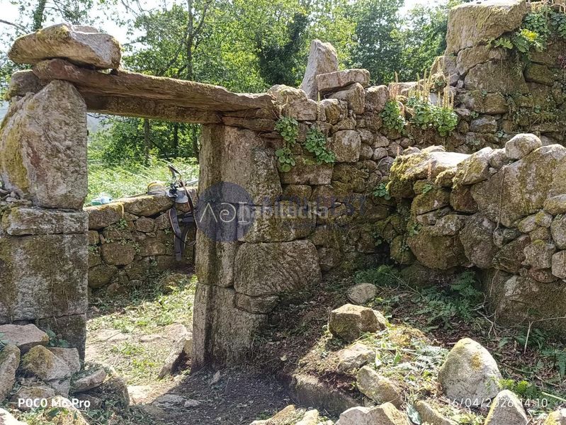 Foto db593fbd-88e7-4282-ba59-5c35b6ef9386. Masia amb calefacció a Gondomar