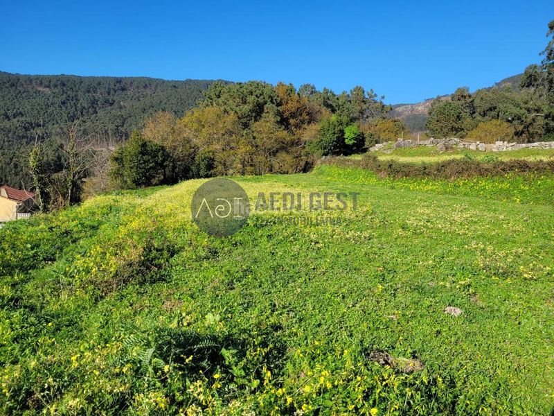 Foto 02d787f6-756b-4b77-91bb-55394d75e4f0. Terreny residencial a Oia