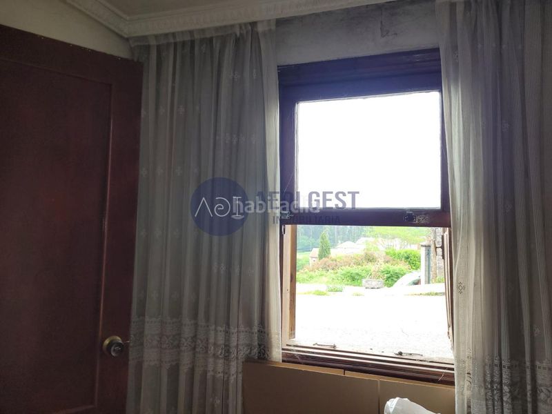 Foto 42945d5f-a775-454d-aff1-6be62179ff3c. Casa a Valadares - Beade Vigo