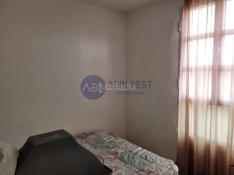 Foto b291d4a0-ad2b-410d-bd6d-848e9cf76ac9. Casa a Valadares - Beade Vigo