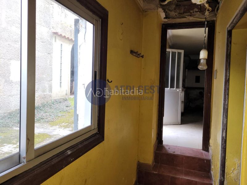 Foto cc36854a-5e81-4453-8126-b71792e41b96. Casa a Valadares - Beade Vigo