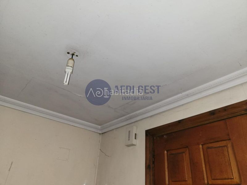 Foto e47fddcf-d161-4267-9508-85c63c8e6058. Casa a Valadares - Beade Vigo
