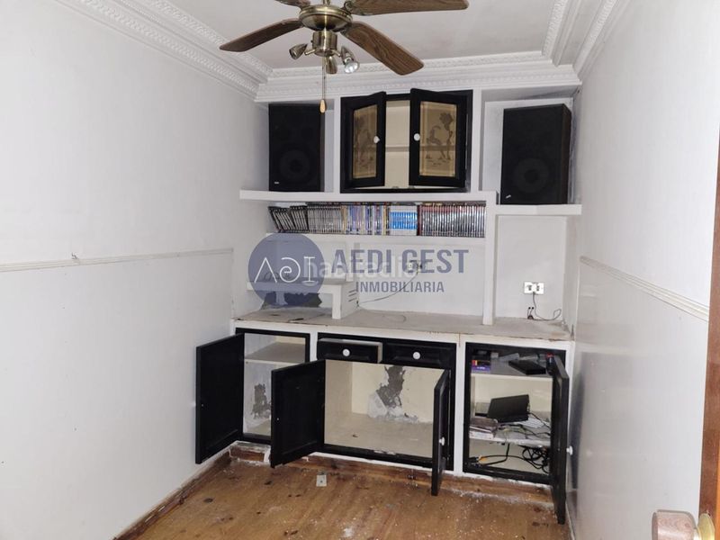 Foto ff0ff5dd-a5d3-4ff6-9821-6e654f72b284. Casa a Valadares - Beade Vigo