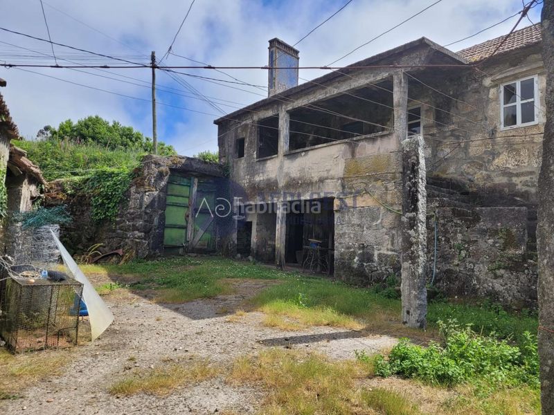 Foto 481c8237-8896-4f11-9603-e922ae127b07. Casa amb calefacció a Gondomar