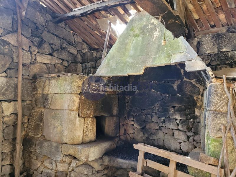 Foto b6de9b12-f0f4-49da-9452-ba4610290783. Casa amb calefacció a Gondomar