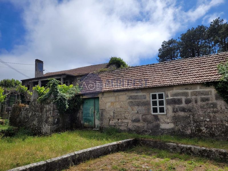 Foto eb2d97f6-d32c-46e5-a49f-910401a275d0. Casa amb calefacció a Gondomar