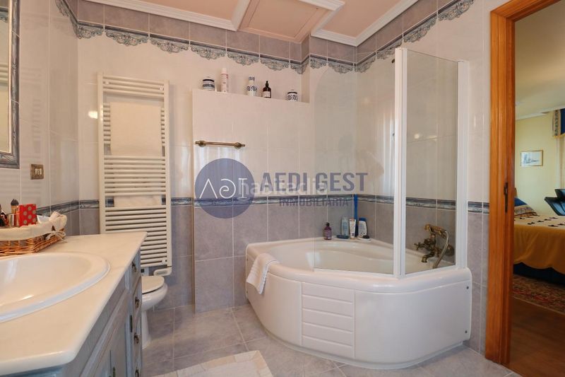 Foto 1456e3f2-e5ee-479f-9c28-5bf7d88a46a7. Casa amb calefacció aparcament piscina a Oia