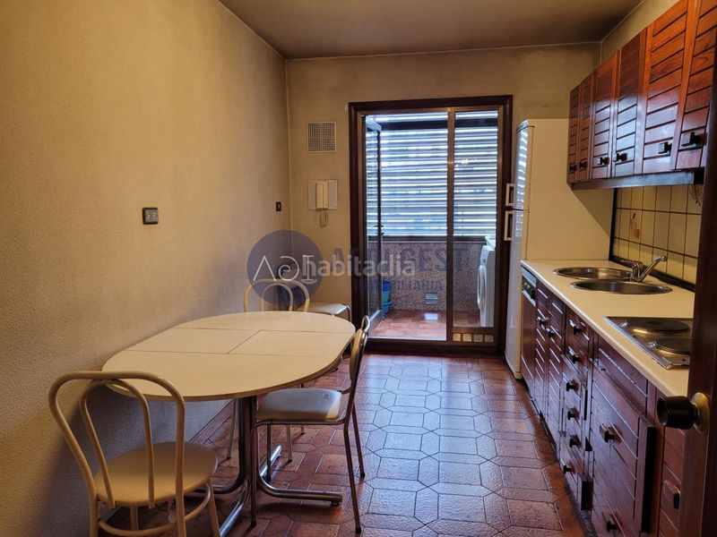 Foto 0475617b-3c06-4995-83ed-68b3beb46f5e. Piso en Centro - Areal Vigo