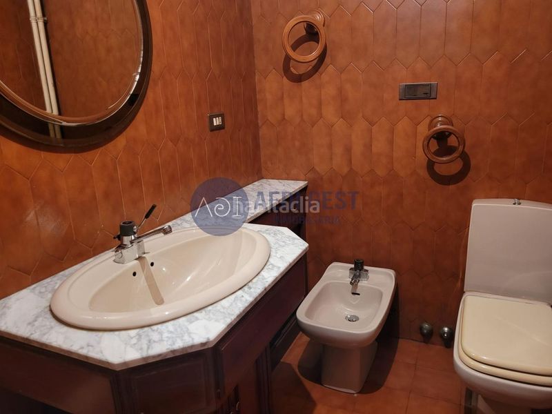 Foto 45aad994-9391-452d-b3a2-a57b12357634. Piso en Centro - Areal Vigo
