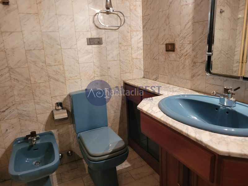 Foto cd98219a-e7a6-4453-965f-f84f9f9bf832. Piso en Centro - Areal Vigo