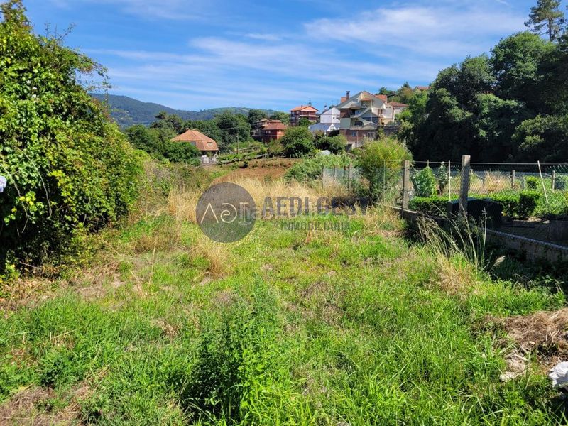 Foto cf7da089-64c9-4d43-8cbb-b087e47055f2. Terreny residencial a Valadares - Beade Vigo