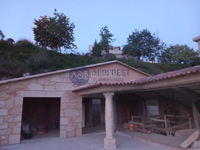 Foto 8e3f9fb3-bd7c-45c7-b49f-91557932f5b5. Casa en Gondomar