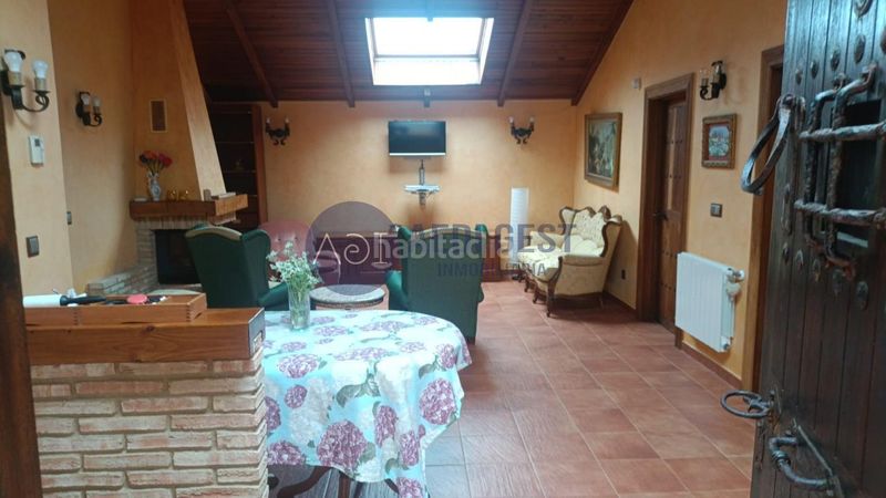 Foto 71c37da7-0235-45e1-8853-d6e21d2d20d2. Casa amb calefacció aparcament a Oia