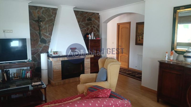 Foto d5eccd06-a504-41b6-89a4-8a4a64696397. Casa amb calefacció aparcament a Oia