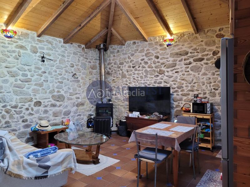 Foto b26e98eb-c79c-459d-881b-82d0f7505f65. Casa en Oia