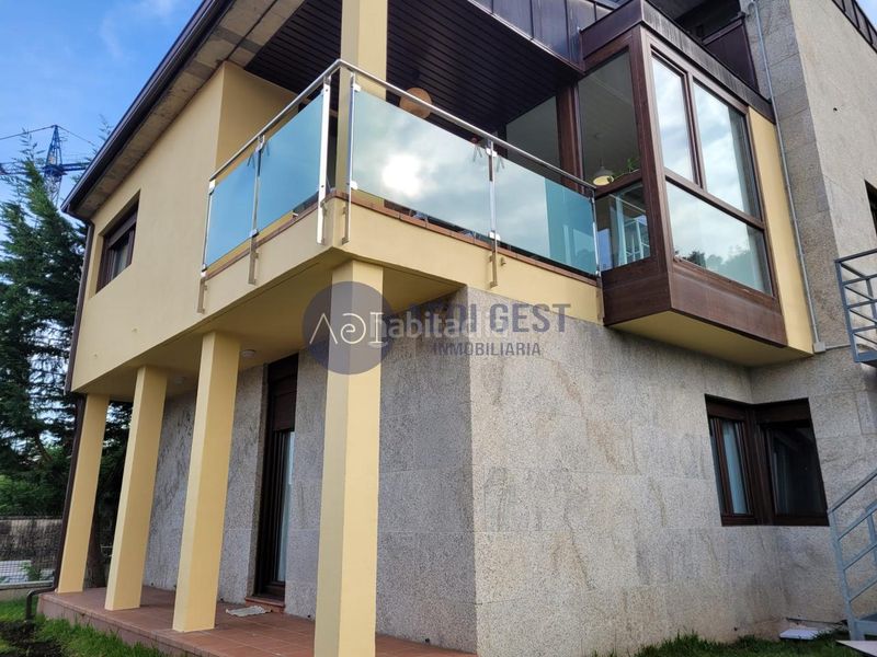 Foto ba3cdf2b-fed8-48d6-9331-221661f7948e. Casa amb calefacció aparcament a Gondomar