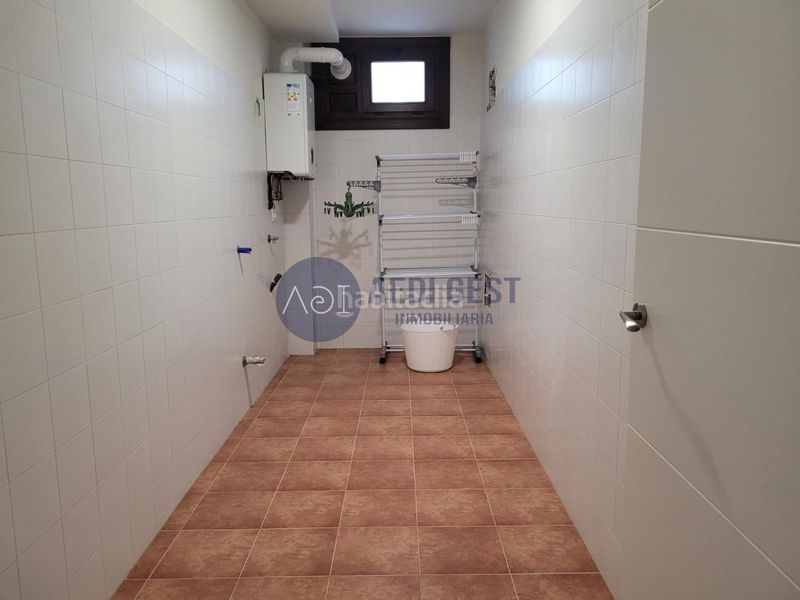 Foto d2dffb4d-7208-46c1-b08b-2ebe08599545. Casa amb calefacció aparcament a Gondomar