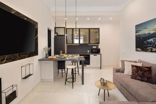 Rent Flat  Calle de campomanes 9