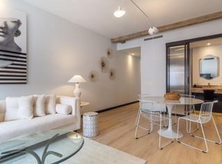 Rent Flat  Carrer de l'estudi general de girona 74