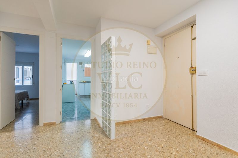 Foto 147ce0a3-ddcc-4809-8f4a-6d5d41c06126. Apartament amb calefacció a Jaume Roig Valencia