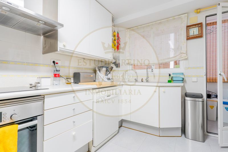 Foto 1e16c271-3231-454c-9b9a-72aa5a22b88e. Apartament amb calefacció a Jaume Roig Valencia