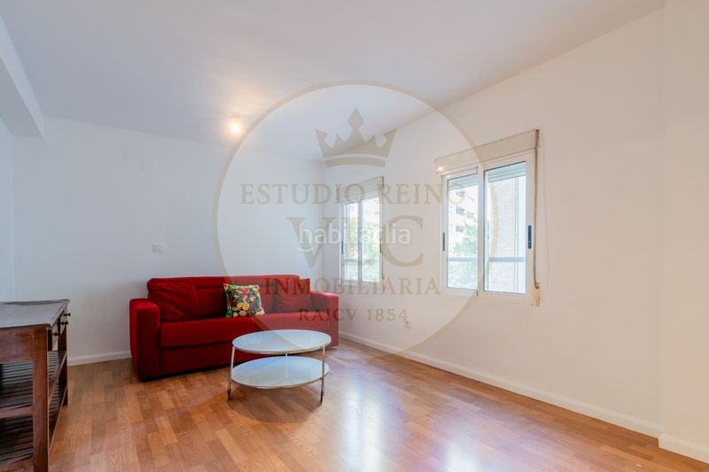 Foto 22ef991f-4439-456f-9eaa-b78d39257078. Apartament amb calefacció a Jaume Roig Valencia