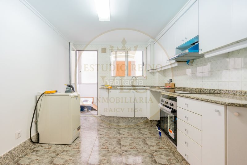 Foto b78a3e82-0aaa-40b7-a00b-f21a5ca78d66. Apartament amb calefacció a Jaume Roig Valencia