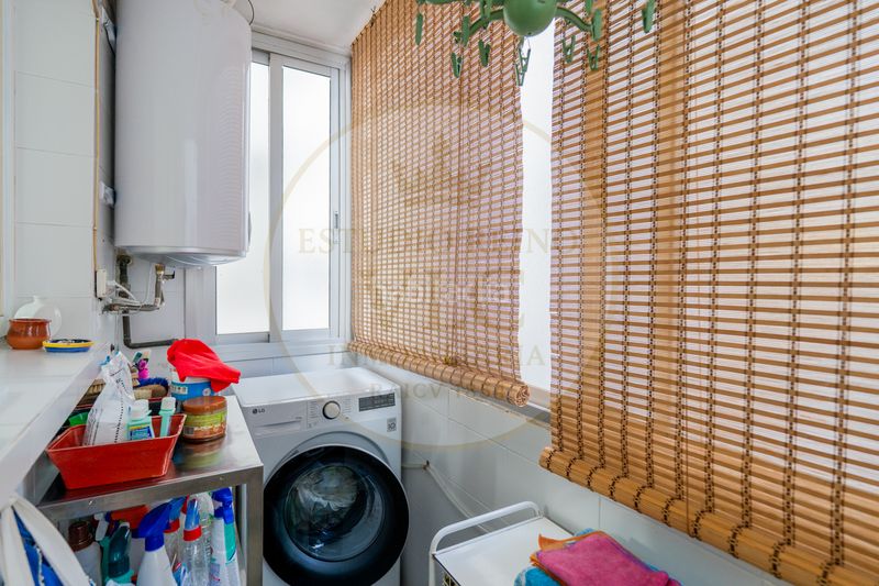 Foto cba76d89-53c4-492f-beeb-8c4f68c27382. Apartament amb calefacció a Jaume Roig Valencia