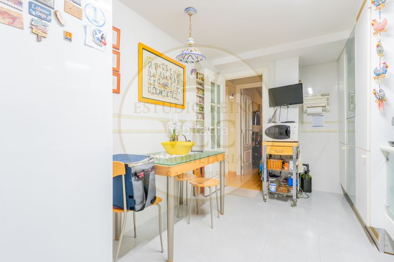 Foto f1201466-00a9-47ba-a748-1e71a6d6c43d. Apartament amb calefacció a Jaume Roig Valencia