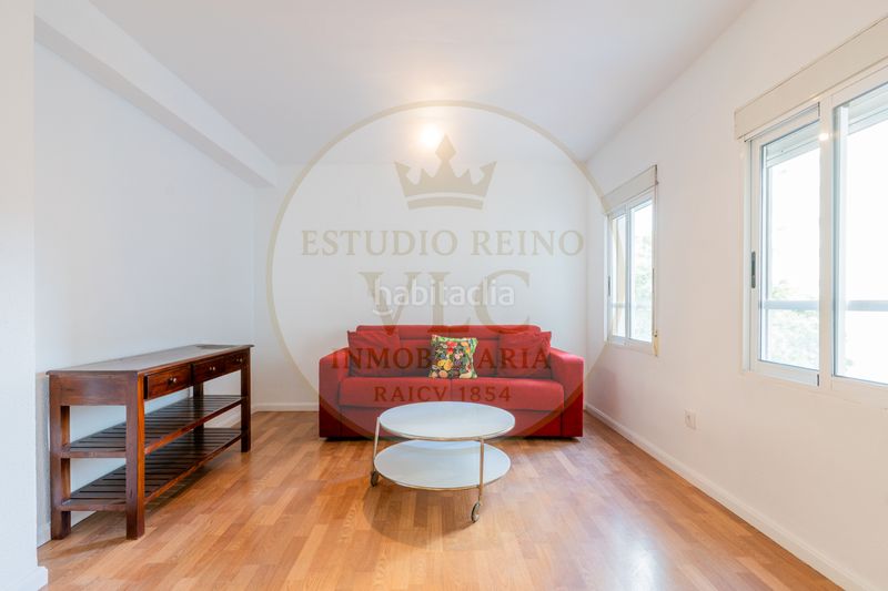 Foto f1cb681e-165d-497f-8471-335eb6942813. Apartament amb calefacció a Jaume Roig Valencia