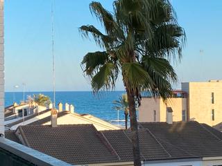 Appartement à Avinguda neptuno 25. ¡tu oportunidad junto al mar! apartamento luminoso con vistas es