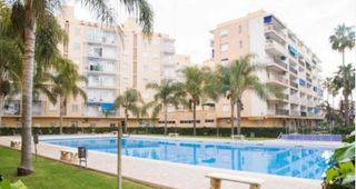 Apartment in Avinguda neptuno 25. ¡tu oportunidad junto al mar! apartamento luminoso con vistas es
