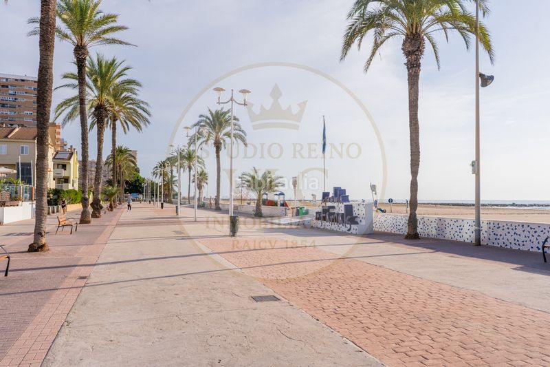 Foto a74d6a6c-3b7b-4b4d-9fe1-c40d38010df0. Appartement in avinguda neptuno 25 in Platja de la Pobla de Farnals Pobla de Farnals (la)