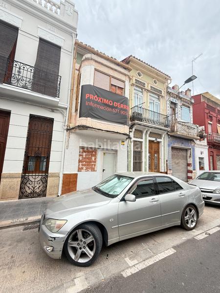 Foto 4bb8c691-6446-485e-bf77-19d3126ee410. Édifice dans carrer d'escalante 266 dans El Cabanyal-El Canyamelar Valencia