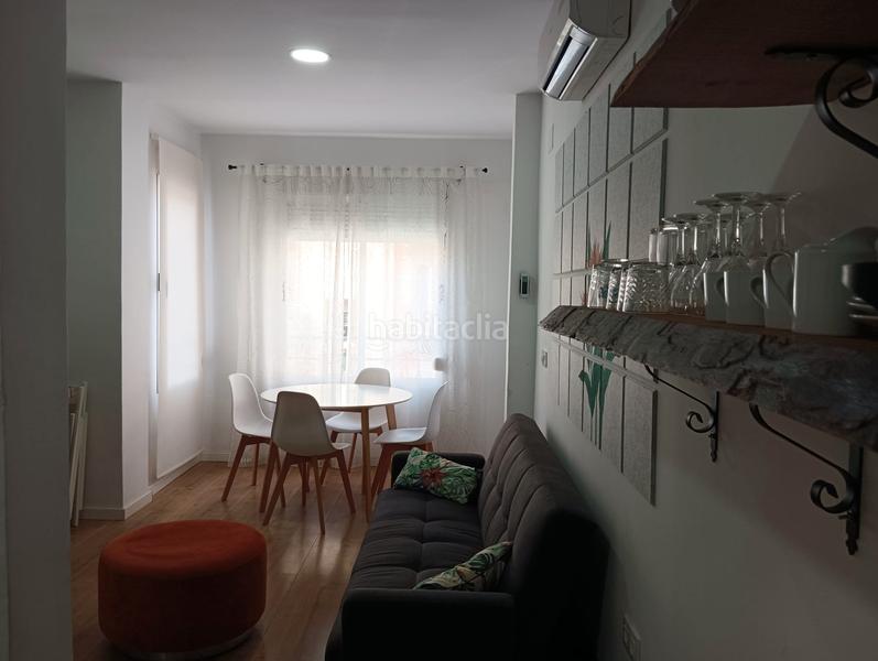 Foto b22f5b49-e578-435b-876c-6971250c7cd9. Apartamento  reformado con terraza – 87 m² de elegancia y confort descubre este elegante apartamento completamente reformado en Valencia