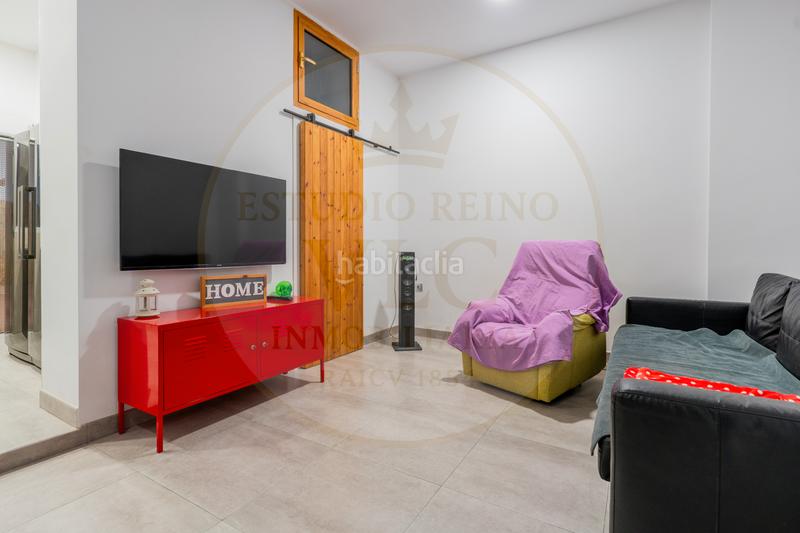 Foto 1a5738af-4c59-4c75-a6bc-0ef5da27c2e6. Maison jumelée dans El Cabanyal-El Canyamelar Valencia